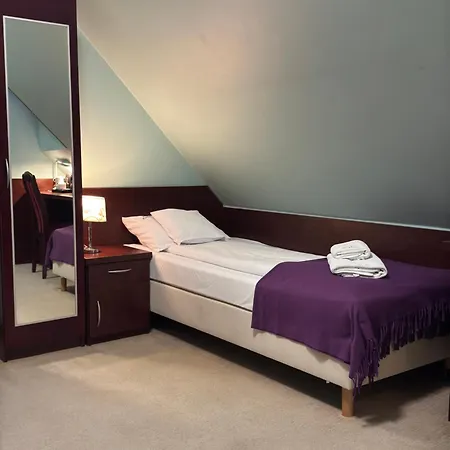 Nocleg ze śniadaniem Edmar 4*